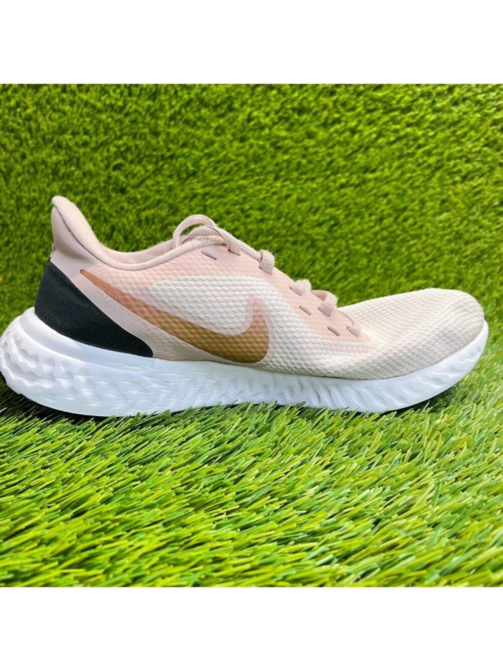Nike Revolution 5 Womens Size 7 Pink White Black Athletic Running Shoes Sneakers - Picture 4 of 10